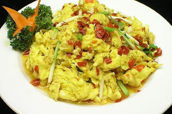 炒鸡蛋放淀粉还是面粉(炒鸡蛋放淀粉还是面粉) 炒鸡蛋放淀粉还是面粉(炒鸡蛋放淀粉还是面粉)