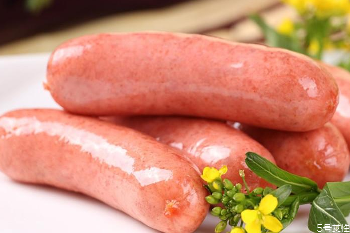 热狗和香肠的吃法(热狗香肠的做法) 热狗和香肠的吃法(热狗香肠的做法)
