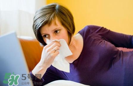 孕妇感冒了怎么办(孕妇感冒了怎么办喉咙痛咳嗽鼻塞)