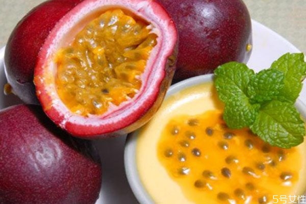 容易上火可以吃黄金百香果吗(黄金百香果吃了会上火吗)