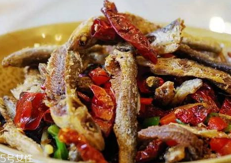 白条鱼怎么做好吃(白条鱼怎么做好吃家常做法)