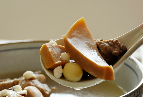 杜仲墨鱼汤做法(杜仲墨鱼汤有什么功效)