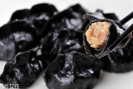 吃墨鱼水饺的好处(墨鱼水饺好吃吗)