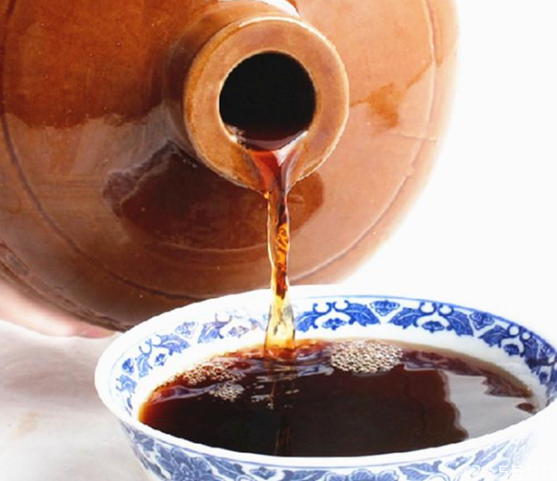 黄酒的功效和作用(黄酒的功效和作用禁忌)