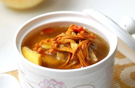 韩国烧酒为什么后劲大(韩国烧酒为什么后劲大)