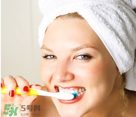 孕妇牙膏含氟可以用吗(孕妇牙膏含氟可以用吗)