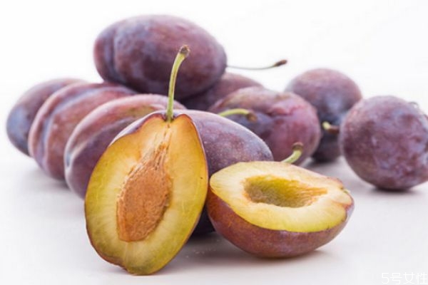 为什么西梅吃了会大便(为什么西梅吃了会大便)