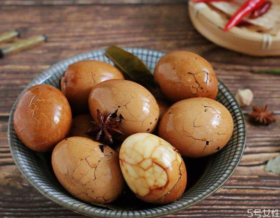 煮好的茶叶蛋可以保存多久(煮好的茶叶蛋可以保存多久)