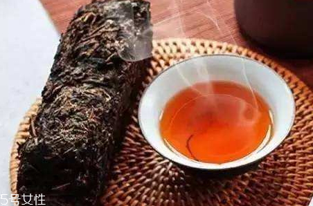 安化黑茶长虫原因(安化黑茶虫屎茶功效)