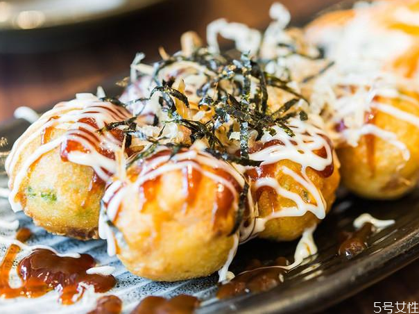 章鱼烧的正确吃法(章鱼烧怎么吃)