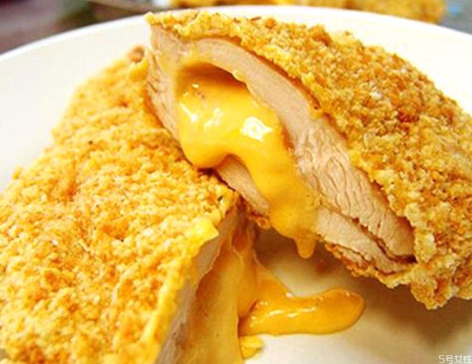 爆浆鸡排的做法(爆浆鸡排的做法和配料)