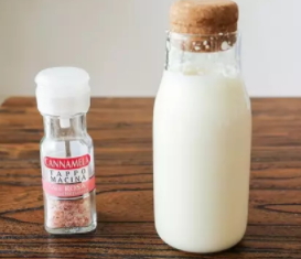 不同味道的奶盖做法(原味奶盖的配方和做法)