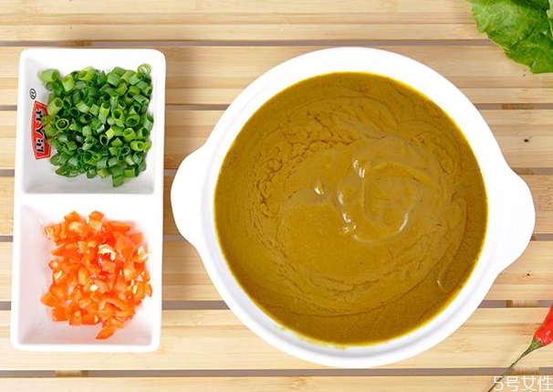 泰式咖喱酱哪个牌子好吃(泰式红咖喱酱什么味道)