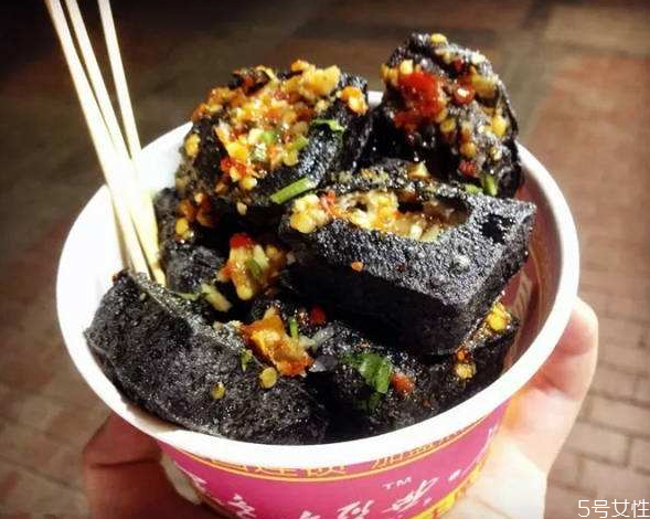 怎么吃臭豆腐才安全(臭豆腐怎样吃) 怎么吃臭豆腐才安全(臭豆腐怎样吃)