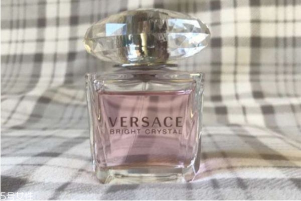 范思哲粉钻香水留香时间(范思哲粉钻香水留香时间)
