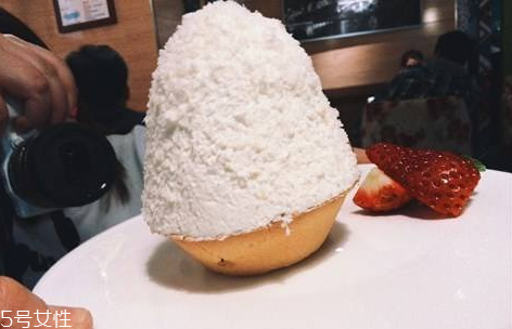 椰子可以减肥吗(椰子水减肥有效吗)