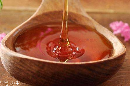 冰糖草莓可以存放多久(白糖腌草莓能存放多久)