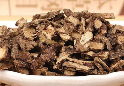 燕窝隔水炖和蒸是一样的吗(燕窝隔水炖和蒸是一样的么)