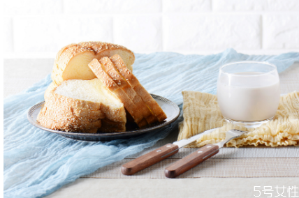 全麦面包减肥吃法(全麦面包减肥吃法)