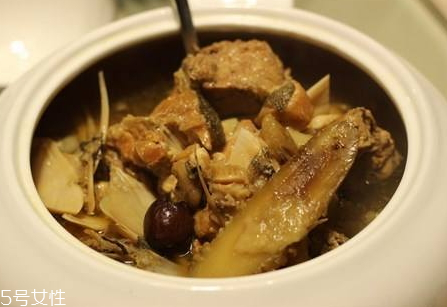 煮盐水花生秘诀(怎么煮盐水花生)