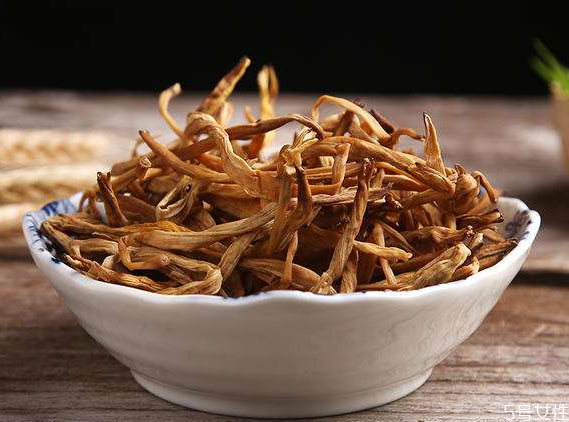 干黄花菜吃前怎么处理(干黄花菜吃前怎么处理?) 干黄花菜吃前怎么处理(干黄花菜吃前怎么处理?)