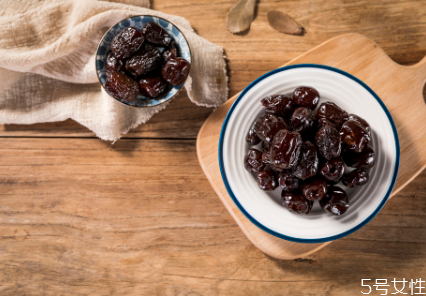 蜜枣是怎么制成的(黑色蜜枣是怎么制成的)