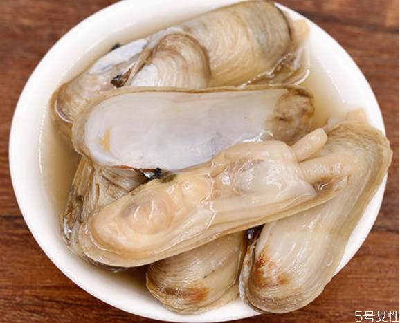 活蛏子和死蛏子的区别(怎样判断蛏子是否是活的)