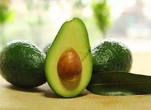 生牛油果可以放冰箱吗(生牛油果可以放冰箱吗)