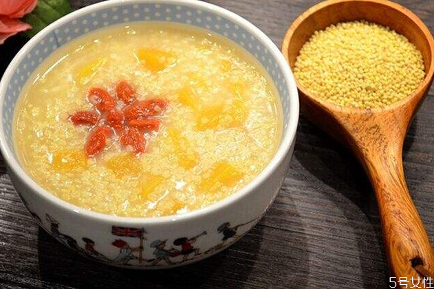 小米粥煮多久(小米粥煮多久能熟)