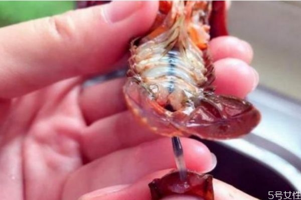 小龙虾应该怎么清洗(小龙虾应该怎么清洗干净)
