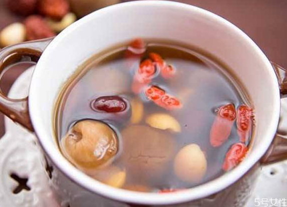 四物汤更年期妇女能喝吗(四物汤更年期妇女能喝吗?) 四物汤更年期妇女能喝吗(四物汤更年期妇女能喝吗?)