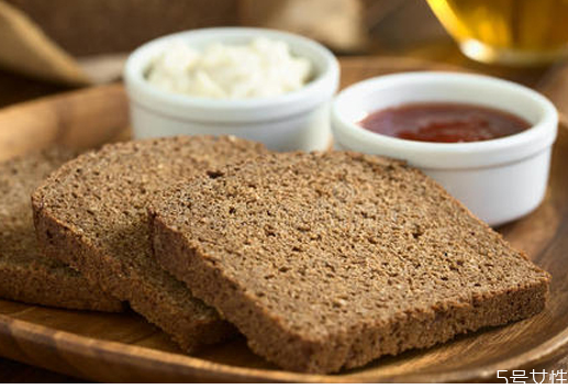 全麦和黑麦的减肥效果(黑麦和全麦的减肥效果好)