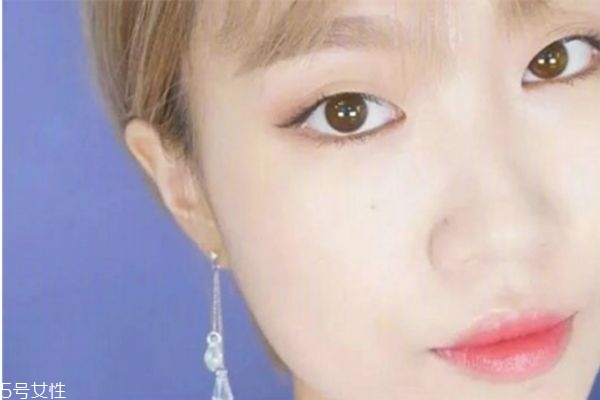 小眼睛怎么画大(小眼睛怎么画大眼睛)