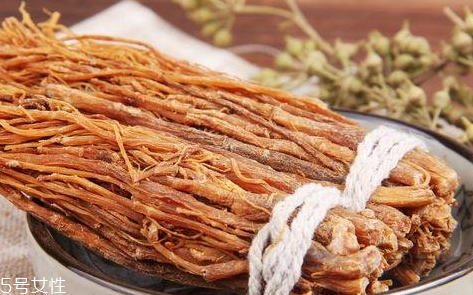 红参须的功效(红参须的功效和作用及食用方法)