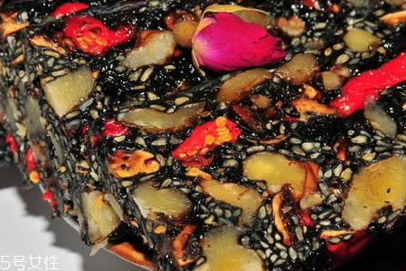 红参炖阿胶做法(红参炖阿胶做法)