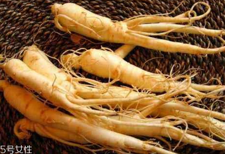 槟榔中间黑色的是什么东西(槟榔中间黑色的是什么东西)