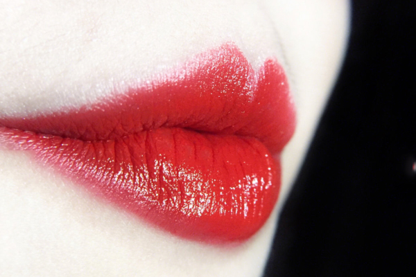 雅诗兰黛304红醋栗好看吗(雅诗兰黛304口红)