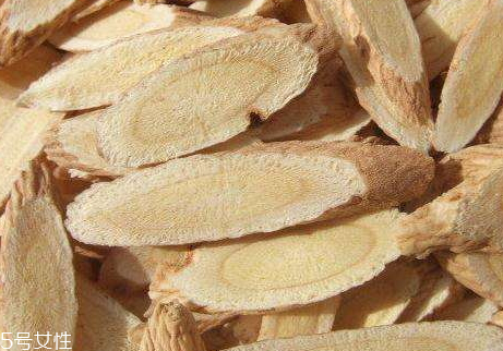 沙参黄芪的做法二(沙参黄芪的功效和作用及食用方法) 沙参黄芪的做法二(沙参黄芪的功效和作用及食用方法)