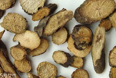 孕妇适量吃罗勒叶的好处(孕妇能吃罗勒叶吗)