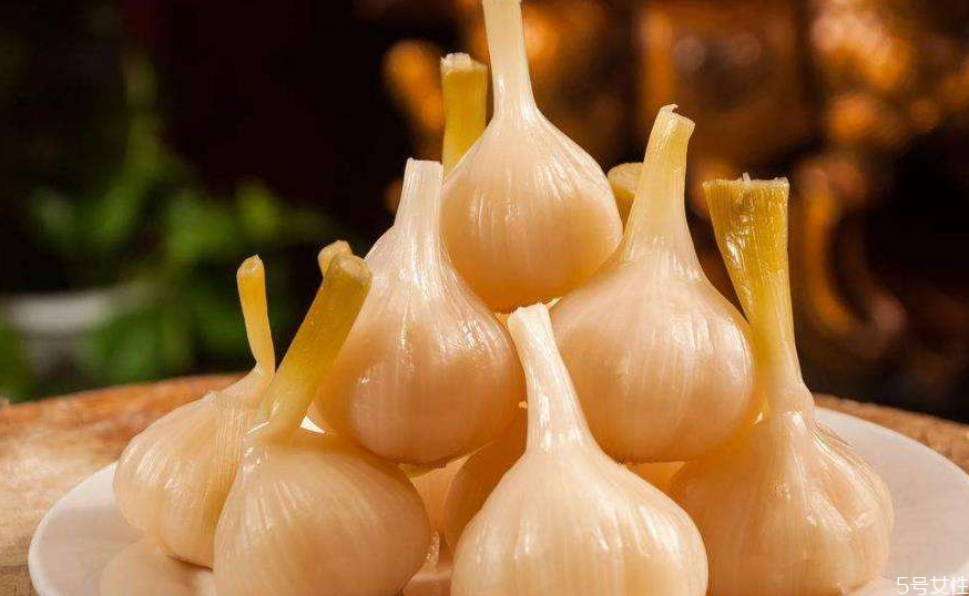 糖蒜没味道还可以加糖吗(糖蒜不甜后续可以加糖吗?)