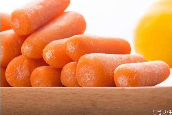 水果胡萝卜热量高吗(水果胡萝卜热量高吗)