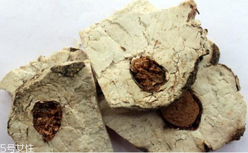 茯苓的种类(茯苓的种类有哪些) 茯苓的种类(茯苓的种类有哪些)