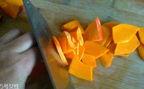 物理防晒和化学防晒是什么(物理防晒和化学防晒是什么意思)