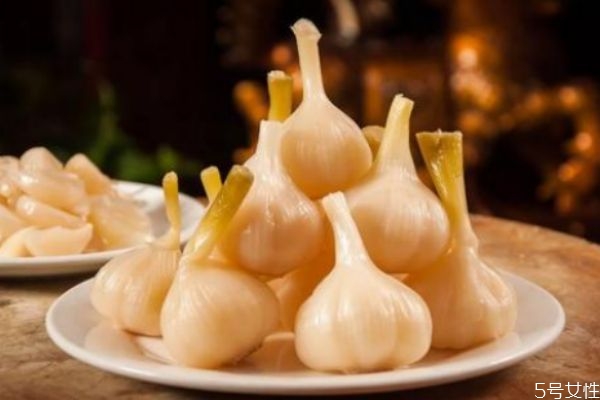 扁头的眉笔怎么用(扁头眉笔怎么用图解)