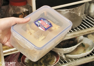 用气垫bb霜前要先清洁(用气垫bb霜之前还要用什么)