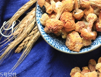 哪些人不能吃姬松茸(哪些人不能吃姬松茸) 哪些人不能吃姬松茸(哪些人不能吃姬松茸)