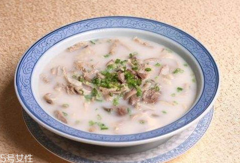 羊肉汤熬白技巧(如何把羊肉汤熬白)