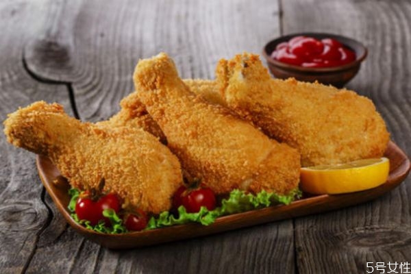 吃炸鸡会上火吗(吃炸鸡会上火吗?)