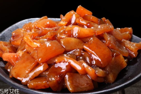 猪肉上有红点能吃吗(猪肉上有红点能吃吗)