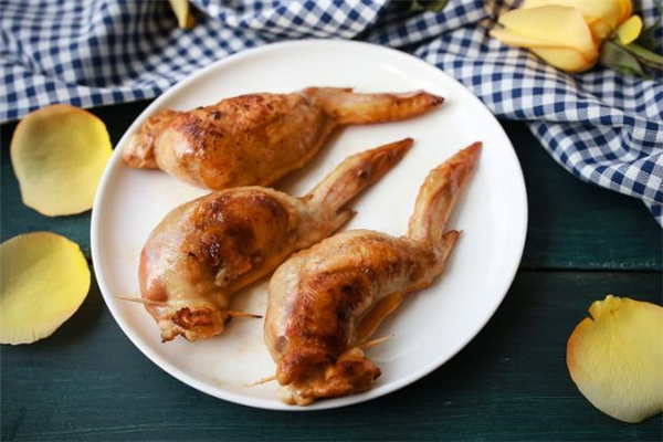 鸡翅包饭可以炸吗(鸡翅包饭可以炸吗)